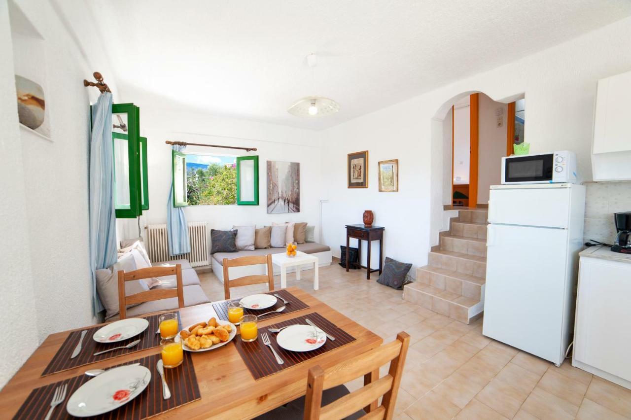 Aloe House Apartment Pirgos  Bagian luar foto